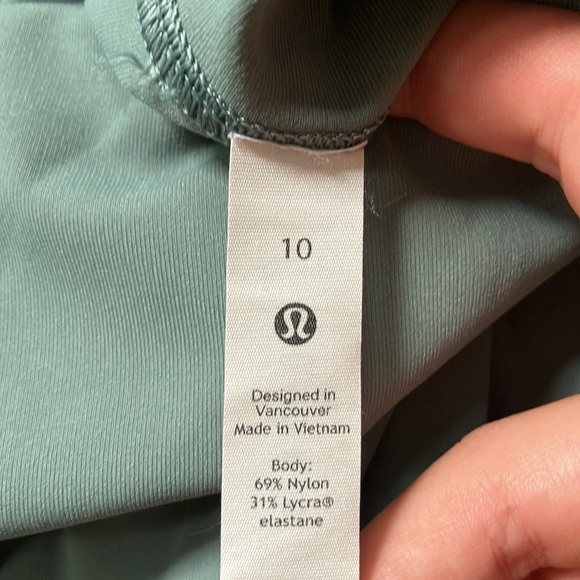 Lululemon leggings - Picture 4 of 5